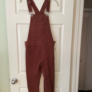 Gap corduroy stretchy overalls rust color.